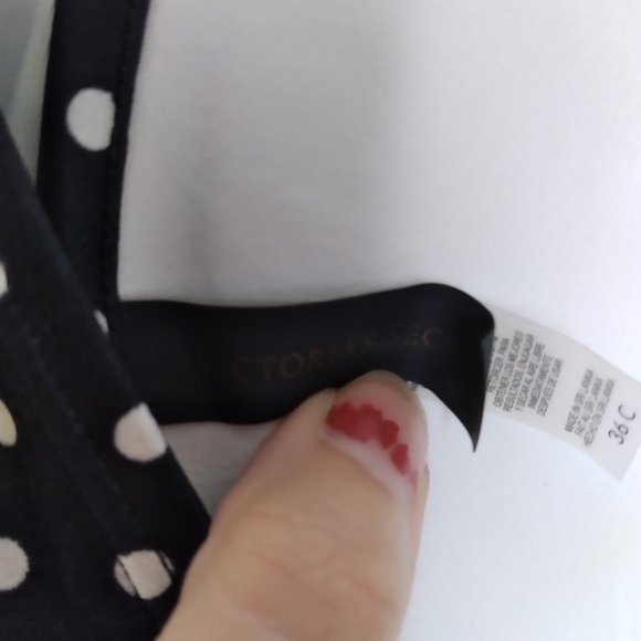 Victoria's Secret Black and White Halter Underwire Bikini Top Size 36C - Picture 8 of 10